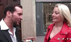 Rubia francesa ojejo ...