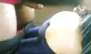Sexo anal mba'yrumýi ...